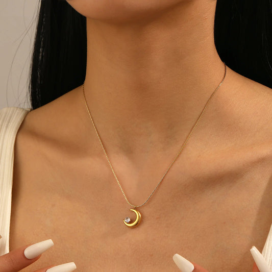 Celestial Crescent Moon Necklace - Moonflower