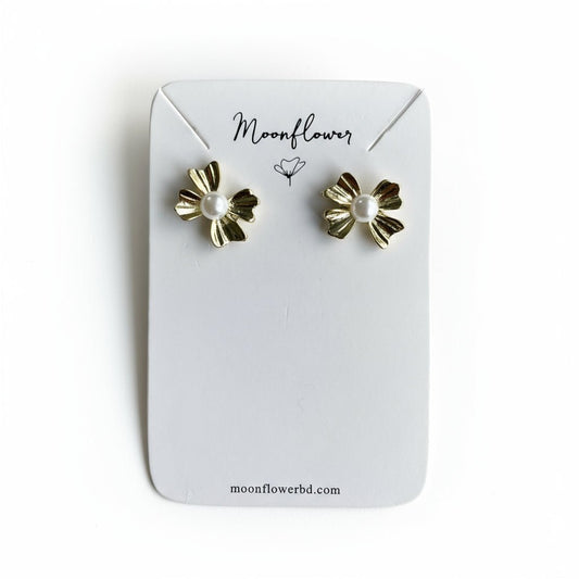 Golden Blossom Pearl Earrings - Moonflower