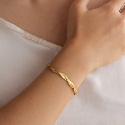 Twisted Herringbone Bracelet